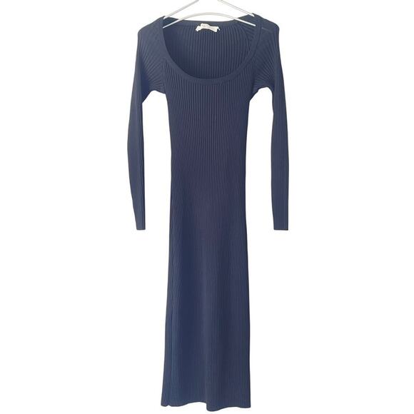 ASTR The Label Black Ribbed Scoop Neck Long Sleeve Midi Dress size MEDIUM - Picture 2 of 7